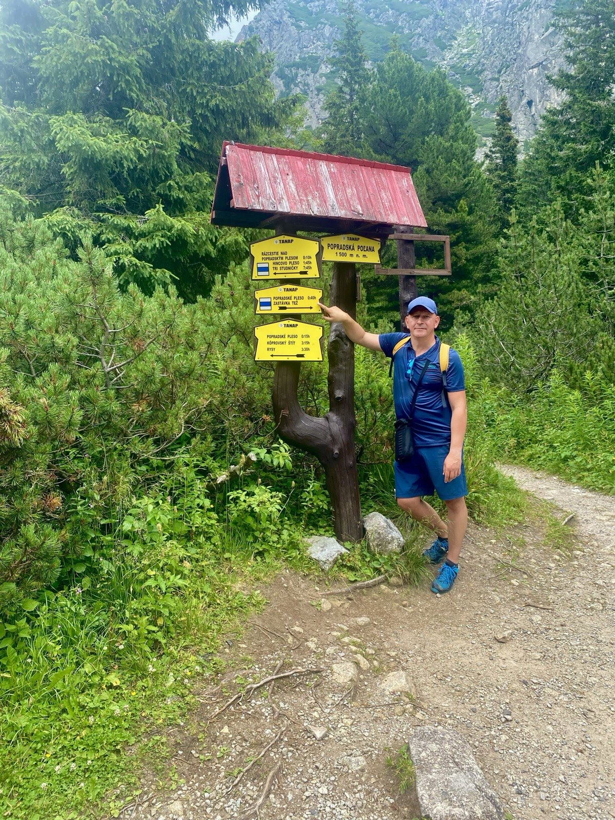 Rastislav Keruľ — turistika pri rázcestníku